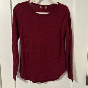 Old Navy Red and Black Speckled Long Sleeve Top!